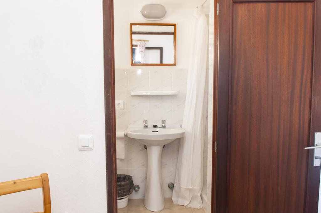 Surfing Concept Hostel Cala Ratjada  Bilik gambar